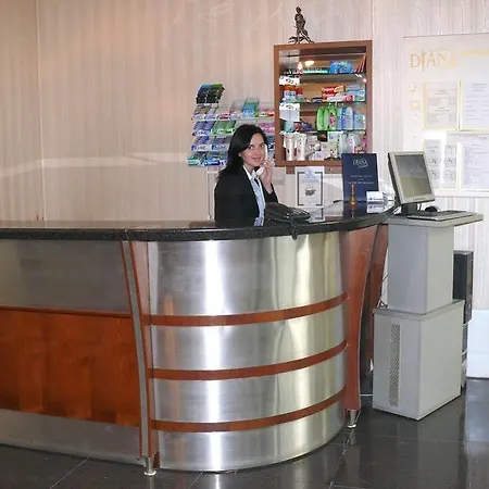Diana Palace 호텔